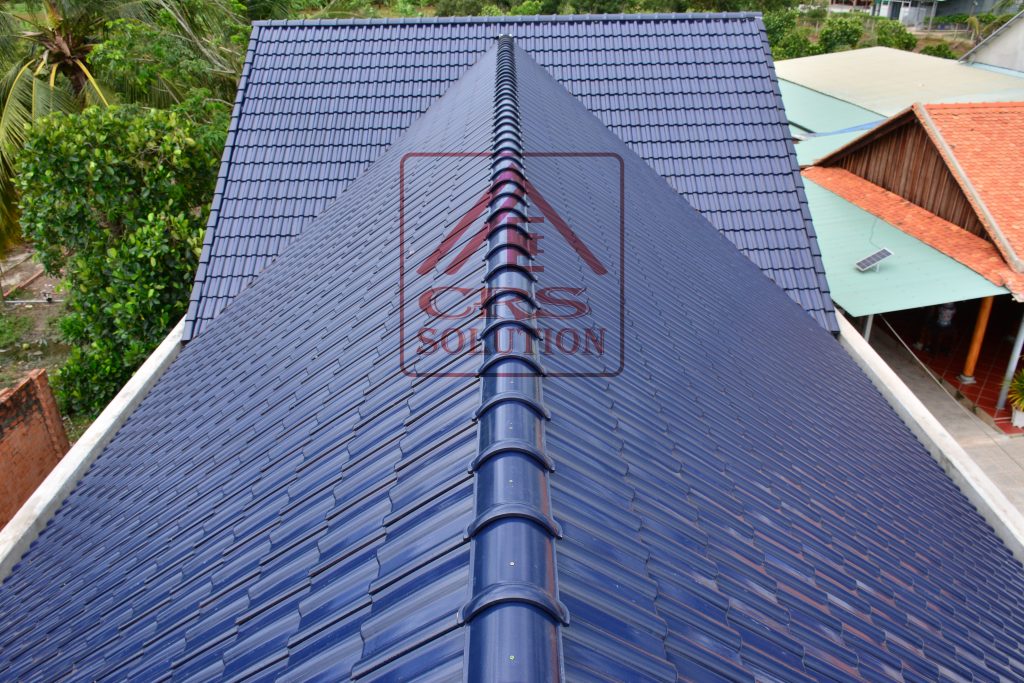 thi công hái mái mái ngói thép nhẹ trọn gói
